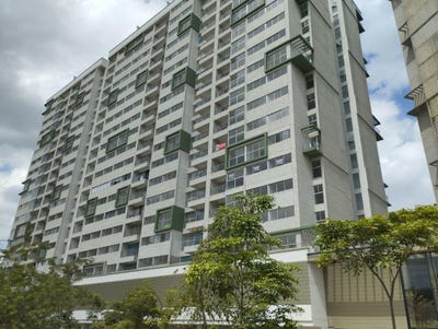 /international/co/transv-el-bosque-17-117-tr-2-apto-1502-conj-res-irawa-p-h-floridablanca-santander-department-310107272348/