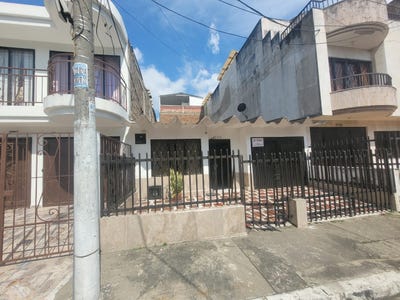/international/co/cl-45b-comuna-4-cali-valle-del-cauca-colombia-cali-valle-del-cauca-310100787224/