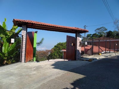 /international/co/vereda-santa-barbara-unit-km-9-bucaramanga-santander-department-310107092106/