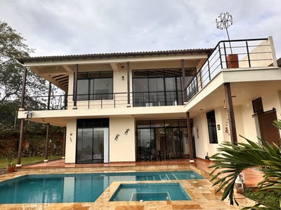 /international/co/la-mesa-cundinamarca-310108320659/
