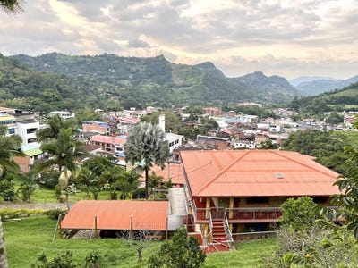 /international/co/la-vega-cundinamarca-310108324693/
