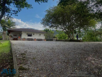 /international/co/unit-0-rionegro-antioquia-310092659213/