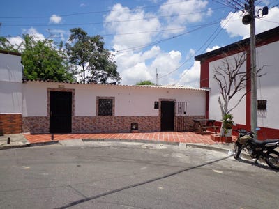 /international/co/san-rafael-bucaramanga-calle-1-a-no-12-00-unit-casa-bucaramanga-santander-department-310107945668/