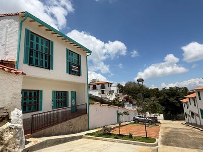 /international/co/urbanizacion-villas-del-huerto-zapatoca-unit-0-zapatoca-santander-department-310107834191/