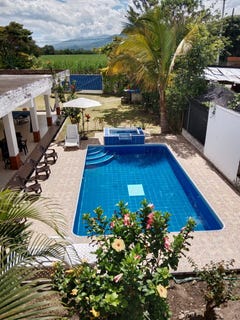 /international/co/via-a-la-hacienda-el-paraiso-el-cerrito-valle-del-cauca-310100931693/?lang=zh-tw