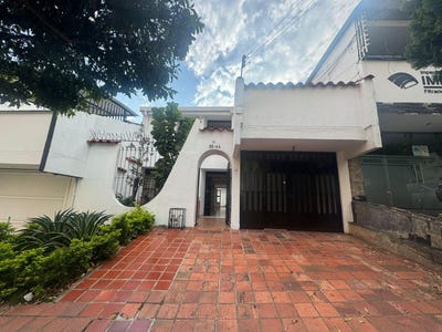 /international/co/carre-38-35-44el-prado-bucaramanga-unit-44-bucaramanga-santander-department-310106104942/