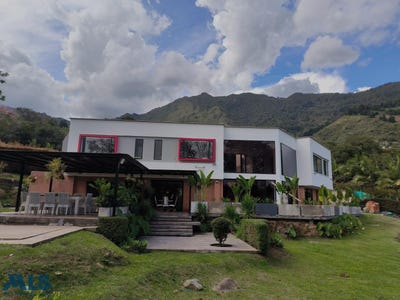/international/co/unit-44-copacabana-antioquia-310106688438/