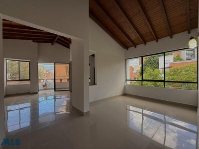/international/co/medellin-laureles-antioquia-310100960201/?lang=en