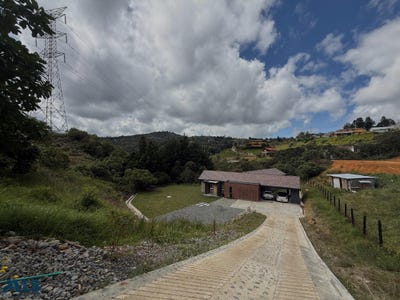 /international/co/lot-e-3-santa-elena-casanare-310104958028/