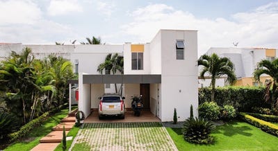 /international/co/via-portales-del-castillo-jamundi-valle-del-cauca-colombia-jamundi-valle-del-cauca-310101564727/?lang=es