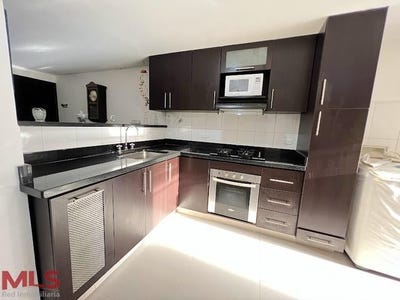 /international/co/unit-202-envigado-antioquia-310090802506/