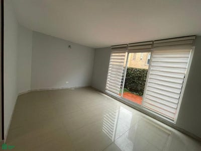 /international/co/1s-7-56-cajica-cajica-cundinamarca-cundinamarca-310093988800/?lang=zh-cn