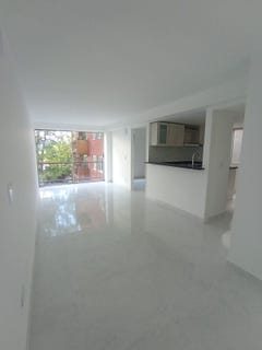/international/co/79c131-dg-80-medellin-antioquia-310107674408/