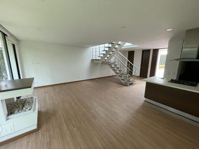 /international/co/cota-cundinamarca-310100293625/