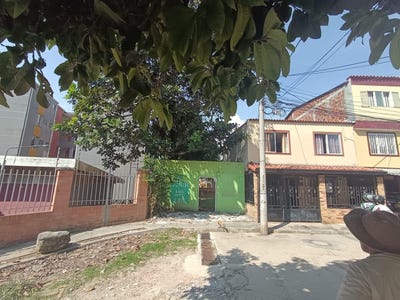 /international/co/kr-0-w-6-b-norte-2-urb-paraiso-ii-piedecuesta-santander-department-310106040903/