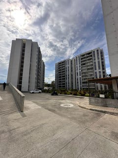 /international/co/diagonal-10d-t-6-sur-92-jamundi-valle-del-cauca-310100788817/