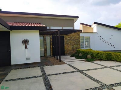 /international/co/km-2-via-a-la-tebaida-el-eden-casa-19-urbanizacion-campestre-portachuelo-via-al-valle-la-tebaida-quindio-633020-310107836630/