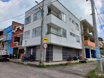 /international/co/diagonal-8-5-73-urbanizacion-casa-nueva-edificio-madreselva-apartamento-lebrija-santander-department-310100987481/?lang=fr