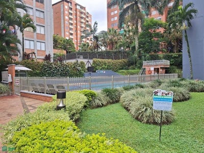 /international/co/calle-7-80-185-apto-1907-loma-de-los-bernal-medellin-antioquia-medellin-antioquia-310107769137/