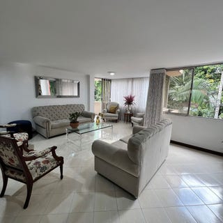 /international/co/medellin-antioquia-310108321887/