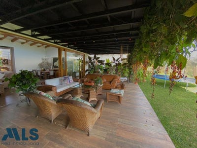/international/co/unit-8-la-ceja-antioquia-310104915458/