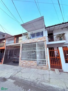 /international/co/calle-73-b-norte-no-2a-46-brisas-de-los-alamos-cali-valle-del-cauca-cali-valle-del-cauca-310108186764/