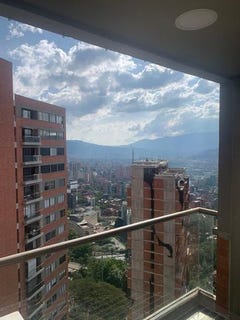/international/co/27a-109-cl-17-medellin-antioquia-310108812005/?lang=fr