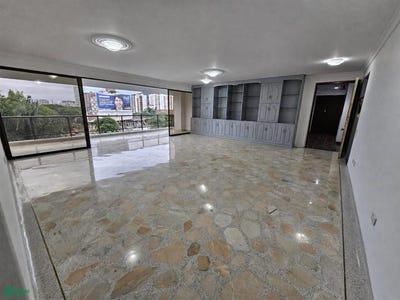 /international/co/av-5-norte-44-norte-65-65-chipichape-cali-valle-del-cauca-cali-valle-del-cauca-310107835103/