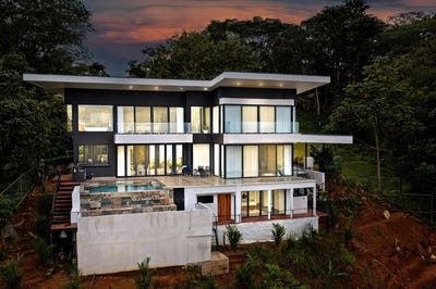 /international/cr/luxury-property-with-stunning-ocean-views-in-uvita-costa-rica-a-great-investment-mountain-house-for-sale-in-uvita-uvita-puntarenas-120092641209/?lang=en