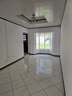 /international/cr/charming-house-in-poas-with-mountain-views-perfect-family-home-house-for-sale-in-san-pedro-san-pedro-alajuela-province-310101531352/?lang=zh-cn