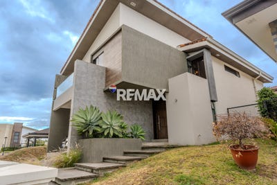 /international/cr/santo-domingo-santo-domingo-heredia-santo-domingo-heredia-province-310106668123/