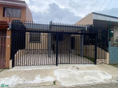 /international/cr/50-metros-suroeste-de-la-rotonda-el-farolito-casa-2967-carmen-san-jose-san-jose-san-jose-san-jose-310101225199/