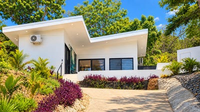 /international/cr/isabella-lot-9-playa-del-coco-guanacaste-playa-del-coco-guanacaste-province-310119575575/