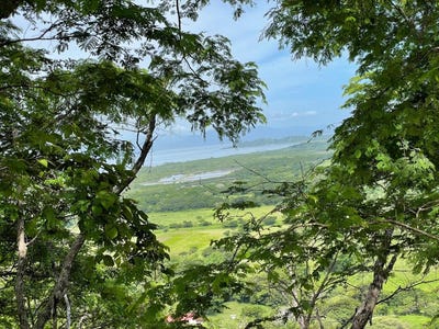 /international/cr/abangares-abangares-guanacaste-abangares-guanacaste-province-120096299790/
