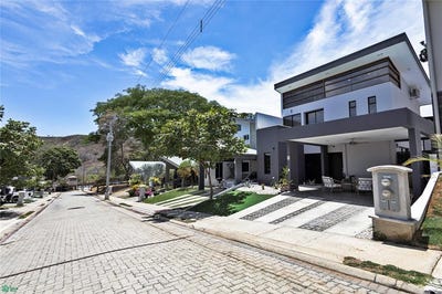 /international/cr/monte-hermoso-61-playas-del-coco-guanacaste-province-310108528891/