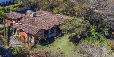 /international/cr/villa-romana-single-level-in-villa-real-villa-real-santa-ana-san-jose-310101273559/
