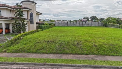 /international/cr/terreno-de-517m2-en-condominio-los-castillos-la-guacima-home-construction-site-for-sale-in-la-guacima-la-guacima-alajuela-province-120094250783/