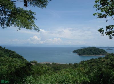 /international/cr/bahia-gigante-la-estrella-del-golfo-paquera-puntarenas-310108528908/