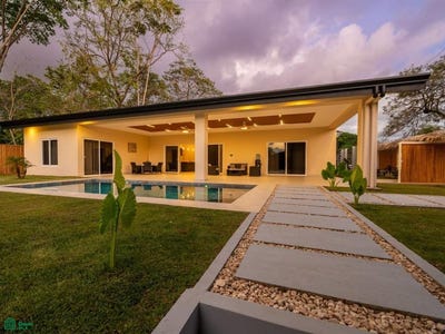 /international/cr/centro-bahia-ballena-osa-puntarenas-osa-puntarenas-310107220608/