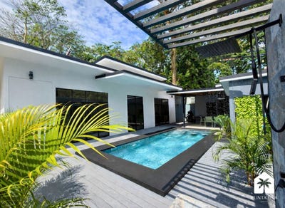 /international/cr/calle-playa-negra-cahuita-limon-310106593849/