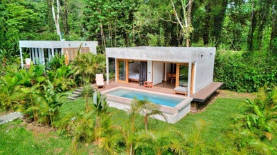 /international/cr/playa-chiquita-limon-talamanca-puerto-viejo-playa-chiquita-sara-limon-province-310095790077/?lang=zh-tw