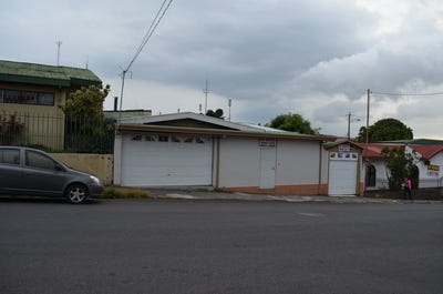 /international/cr/house-for-sale-in-heredia-heredia-heredia-province-120056381255/