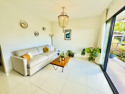 /international/cr/san-jose-santa-ana-san-nicolas-de-bari-santa-ana-san-jose-santa-ana-san-jose-310098039478/