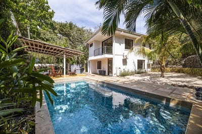 /international/cr/villa-las-palmas-charming-3-bedroom-home-with-pool-minutes-away-from-playa-grande-matapalo-guanacaste-province-120094008985/?lang=en