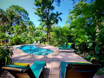 /international/cr/puerto-viejo-de-talamanca-puerto-viejo-de-talamanca-limon-province-310102245044/