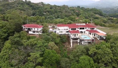 /international/cr/casa-marble-spectacular-hillside-estate-with-panoramic-central-valley-views-los-angeles-alajuela-province-310108809391/