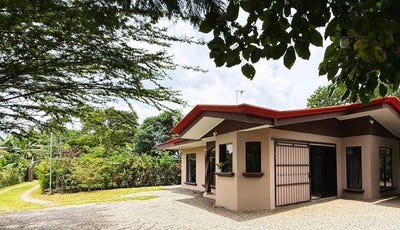 /international/cr/house-for-sale-in-general-viejo-calle-los-chacones-general-viejo-san-jose-310108484905/
