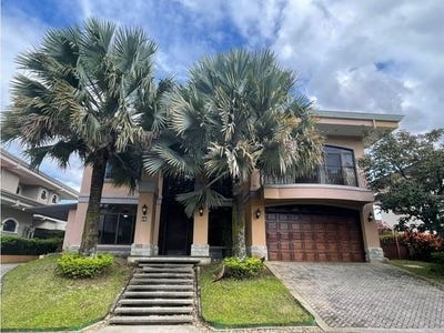 /international/cr/stunning-two-story-house-in-exclusive-condominiums-in-santa-ana-santa-ana-san-jose-120088499746/