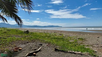 /international/cr/guacalillo-lagunillas-garabito-puntarenas-garabito-puntarenas-310105516847/
