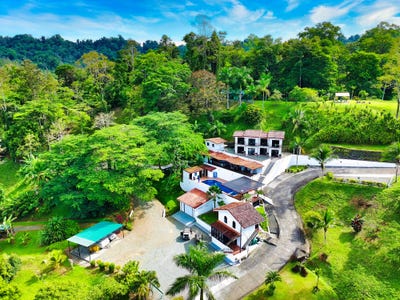 /international/cr/cahuita-cahuita-limon-310108969681/